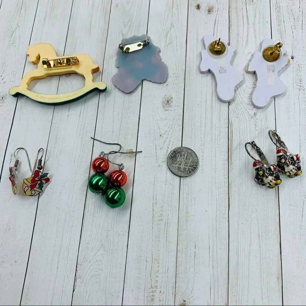Christmas Brooch and Earrings Bundle‎